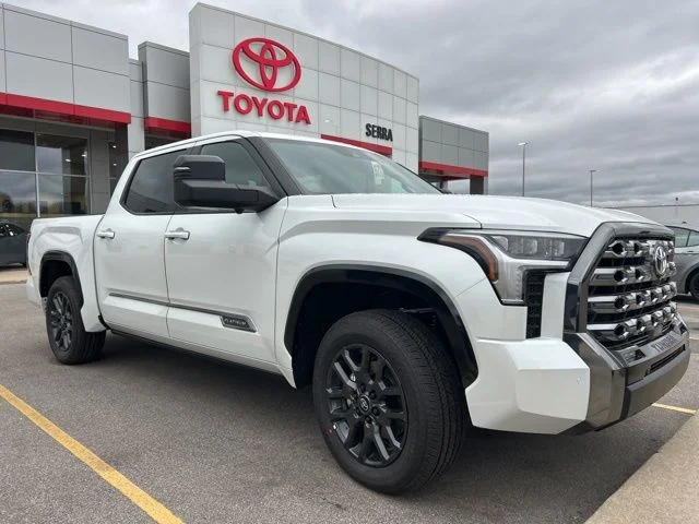 New 2026 Wind Chill Pearl <sup>1</sup> Toyota  Platinum image 4
