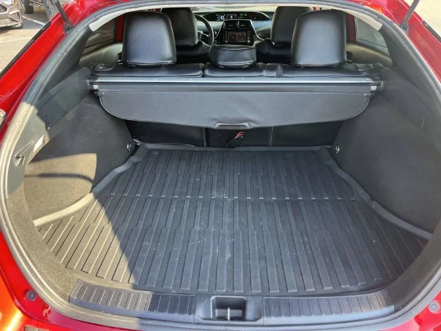 Used 2020 Red Toyota LE image 12