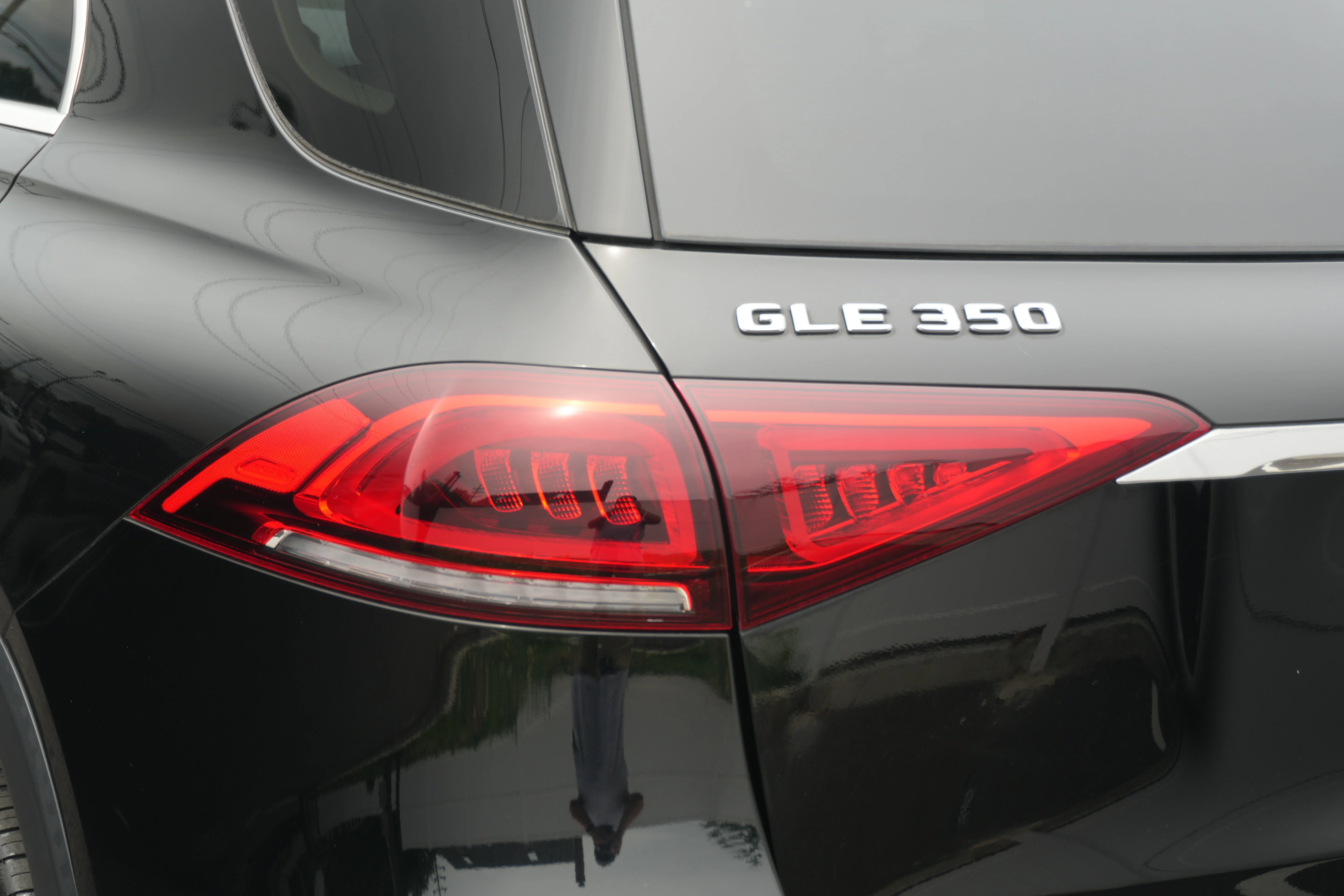 Used 2020 Black Mercedes-Benz GLE 350 image 15