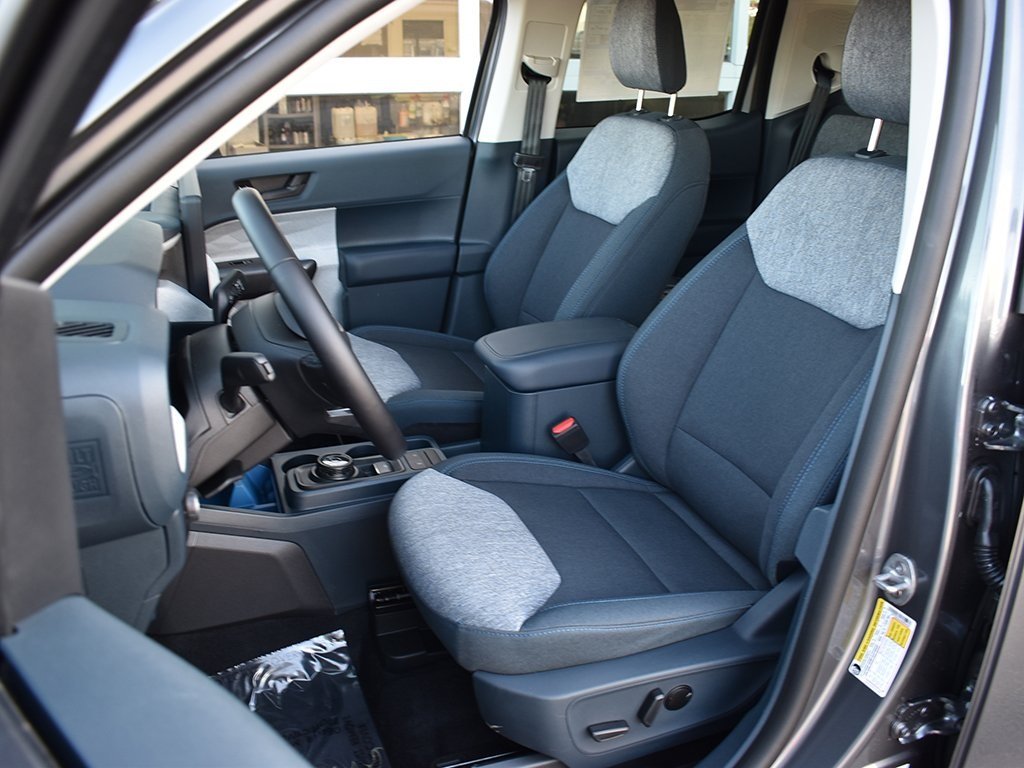 2025 Ford Maverick XLT photo 4