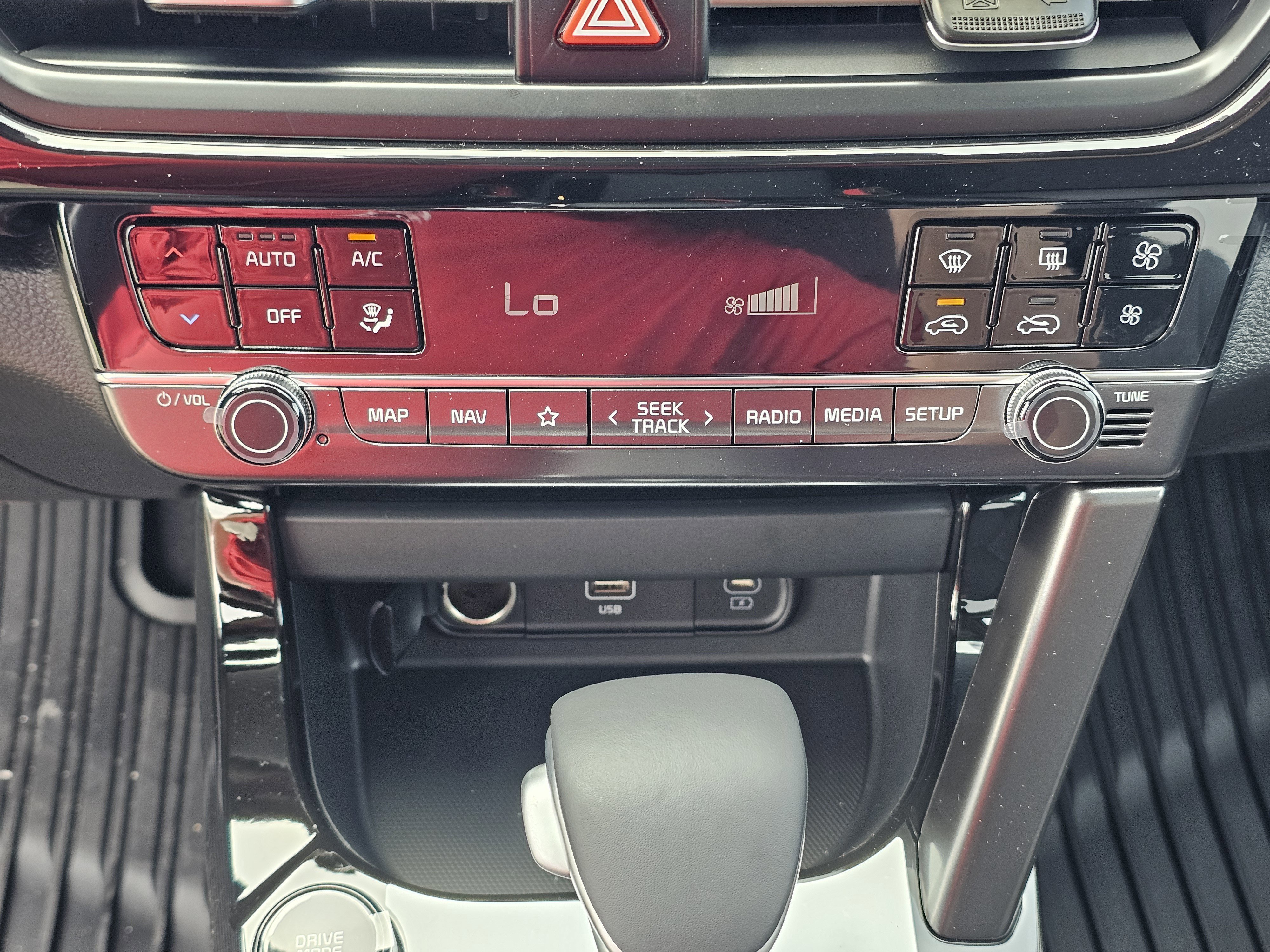 New 2026 Fusion Black Kia S image 27