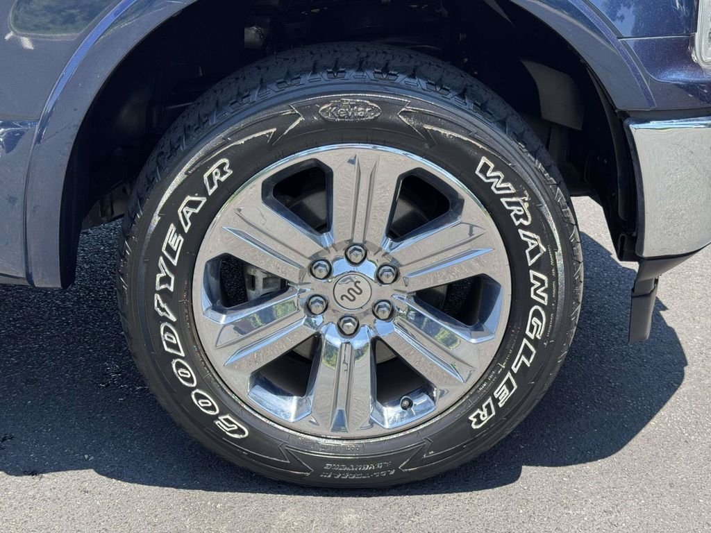Used 2018 Blue Ford King Ranch image 28