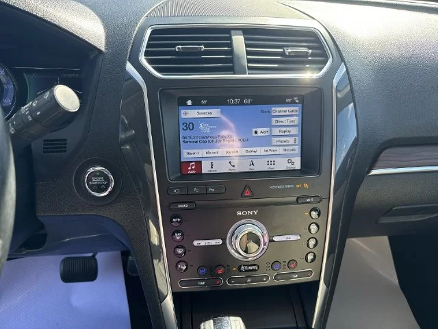 Used 2019 Blue Metallic Ford Limited image 14