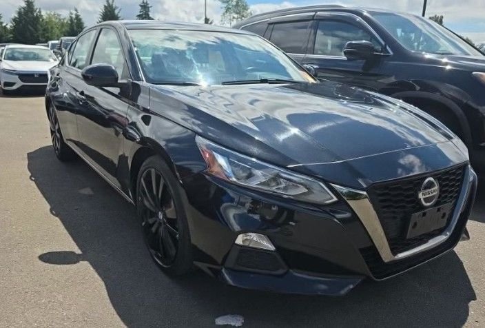 Used 2022 Black Nissan 2.5 SR image 1