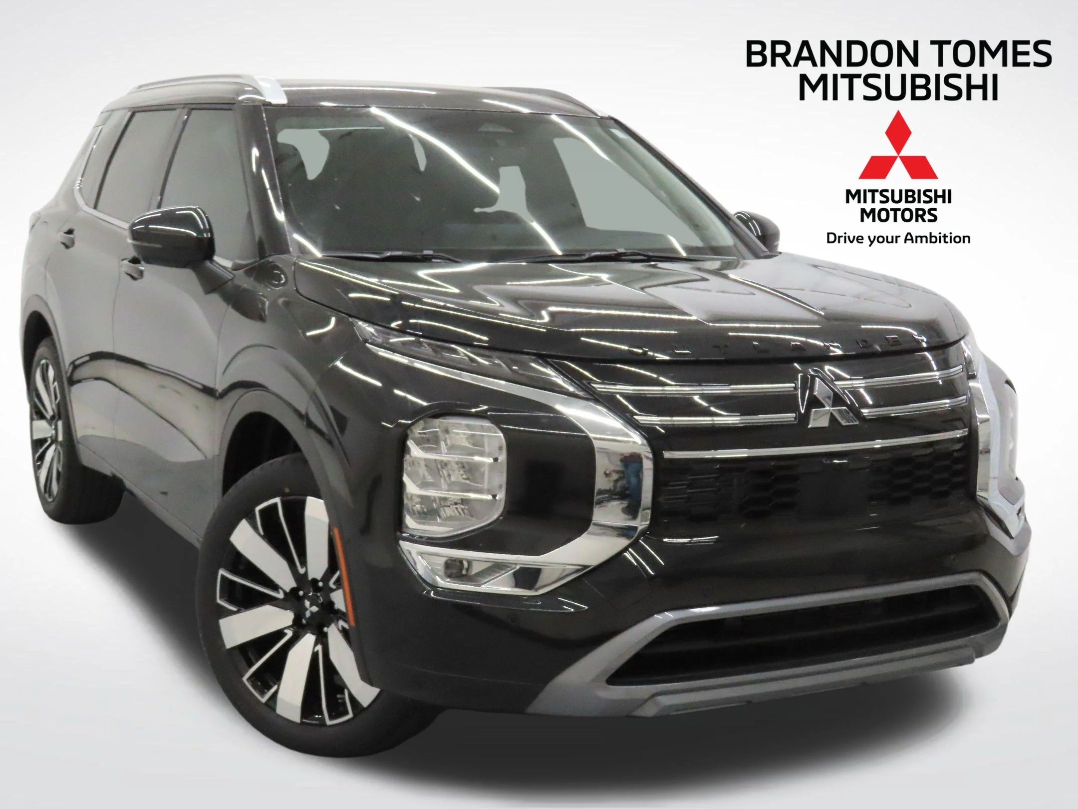 2026 Mitsubishi Outlander SEL FWD's photo