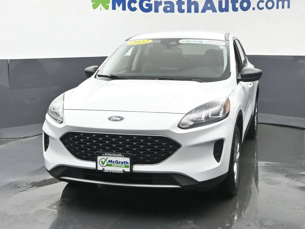 Certified Used 2022 White Ford SE image 21