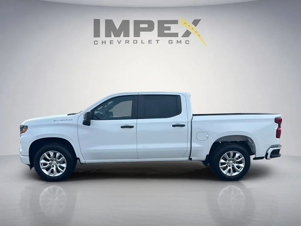 Used 2023 Summit White Chevrolet Custom image 2
