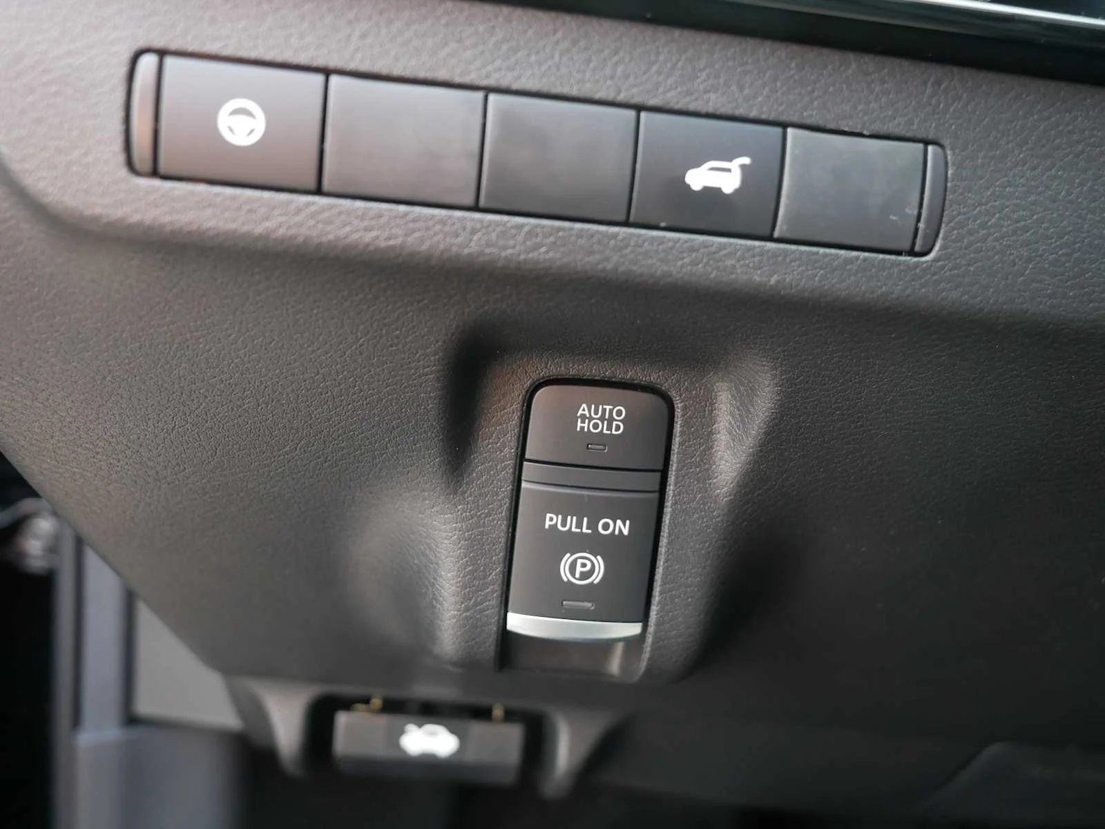 2025 Nissan Murano SV - Photo 22