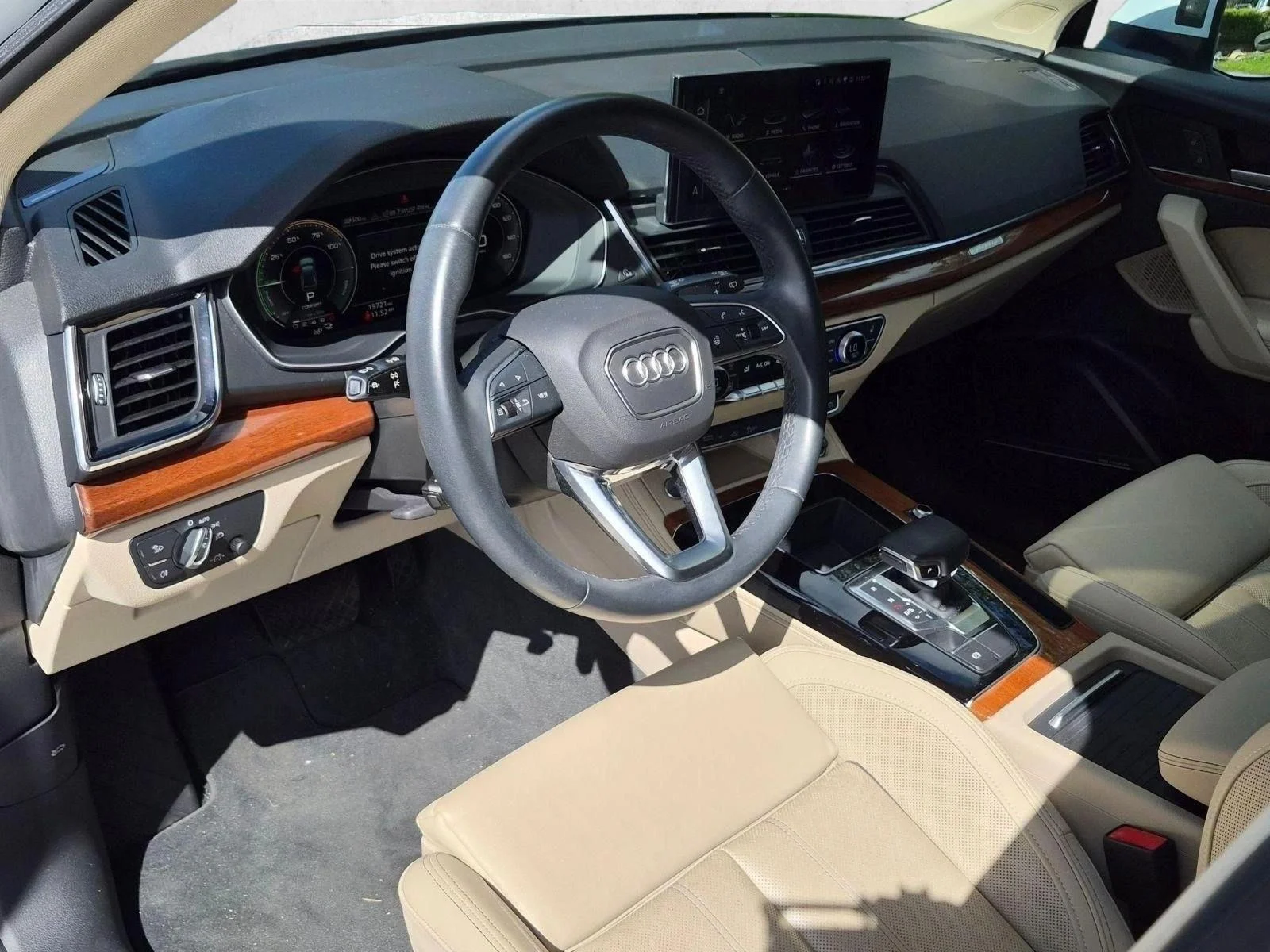 Used 2021 Glacier White Meta Audi Premium Plus image 9
