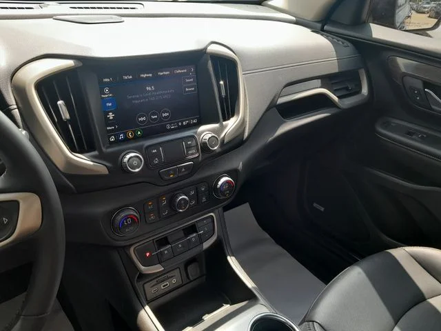 Used 2024 Black GMC Denali image 19