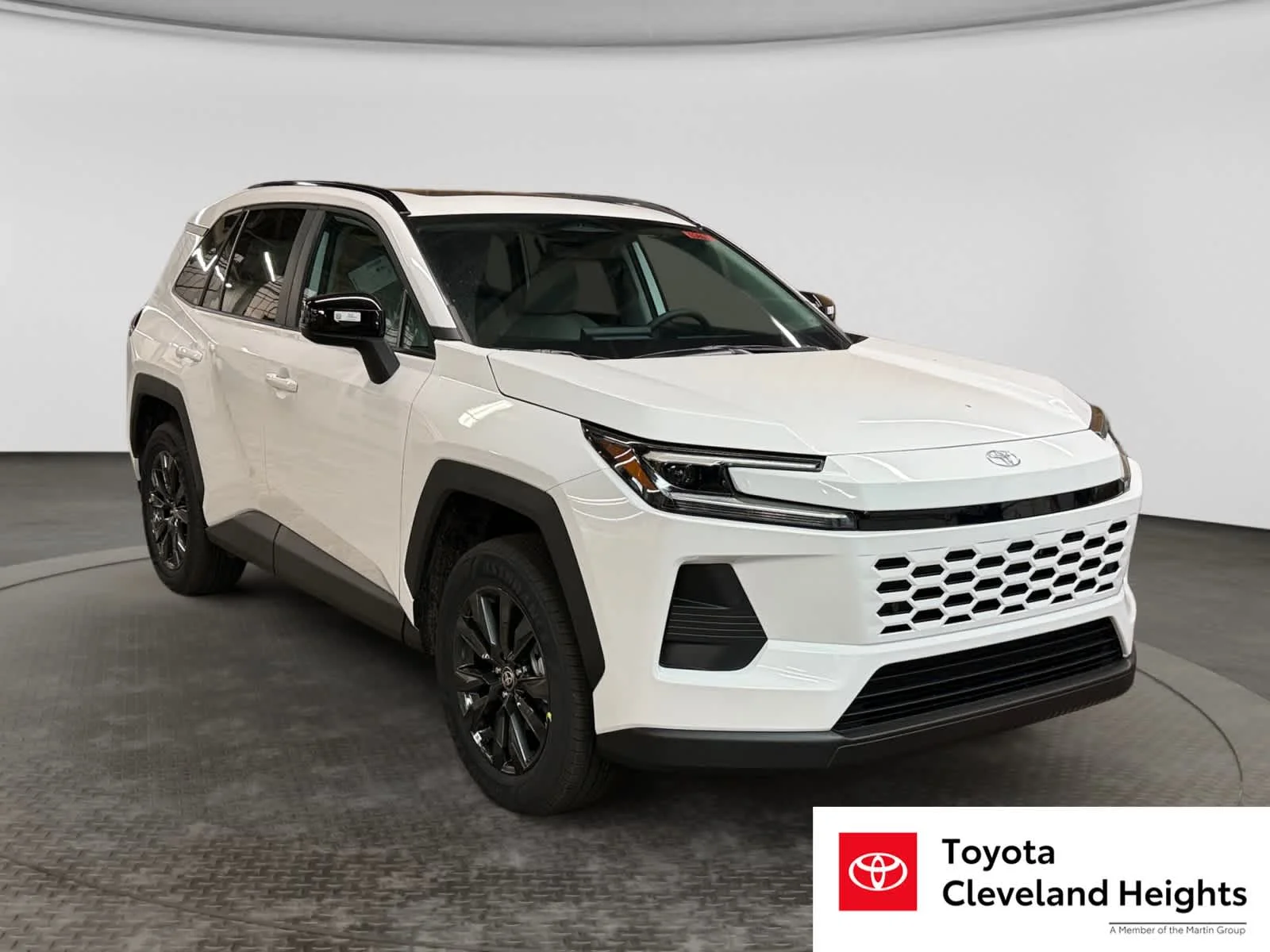 New 2026 Ice Cap Toyota XLE Premium image 3