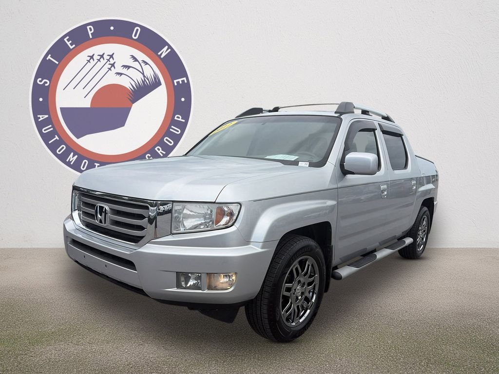 Used 2012 Silver Honda RTL image 2