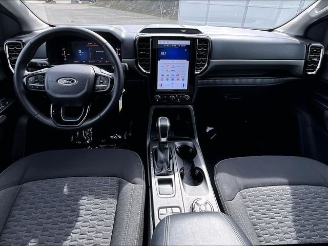 Used 2024 Gray Ford XLT image 21