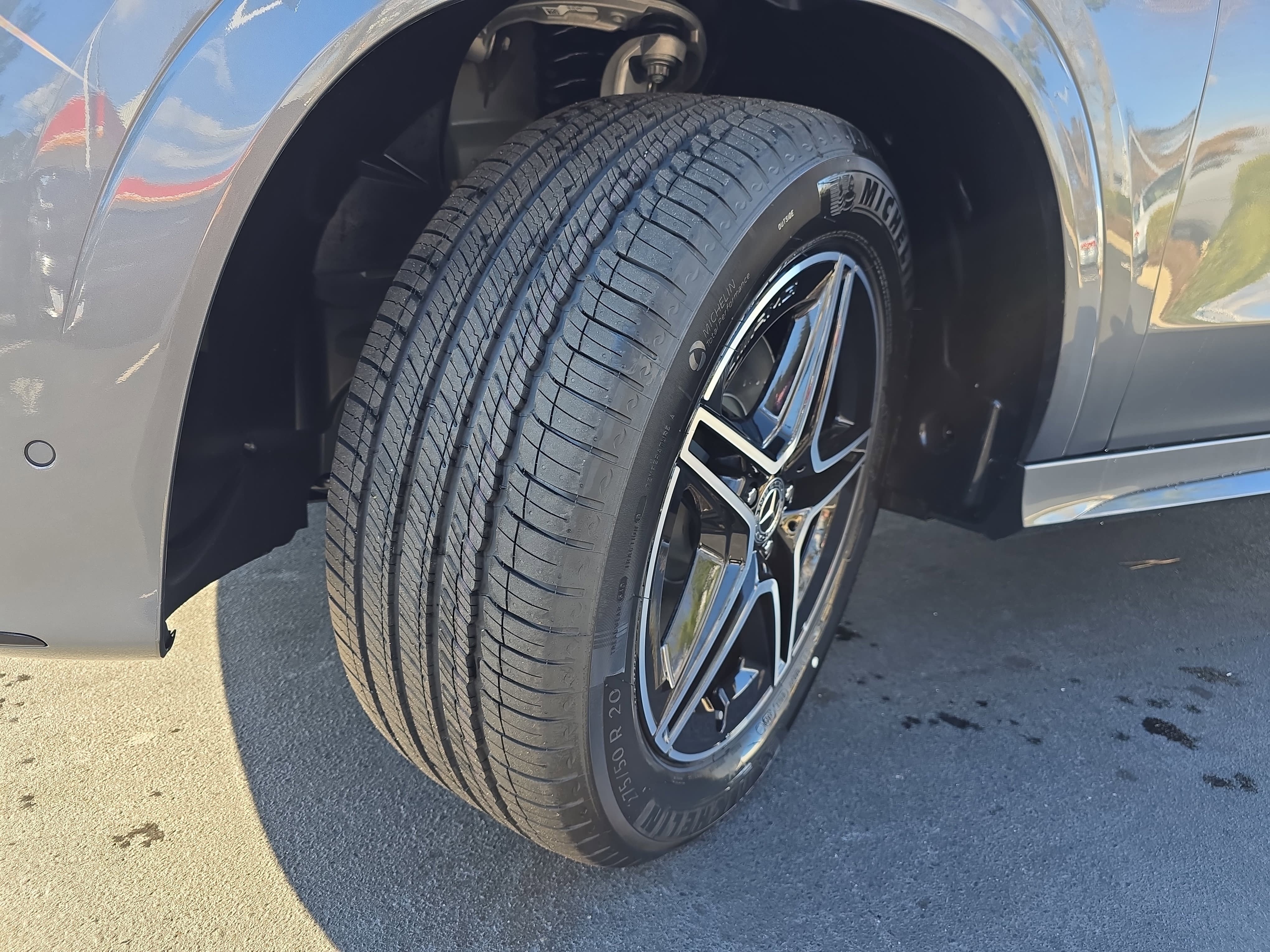 New 2026 Selenite Grey Metallic Mercedes-Benz GLE350 image 33