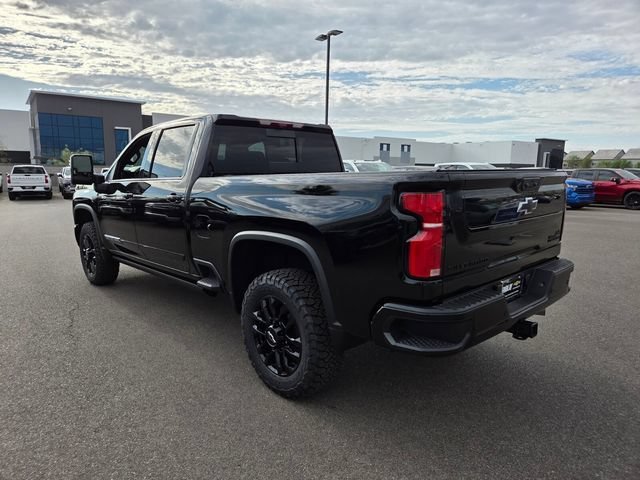 New 2026 Black Chevrolet High Country image 3