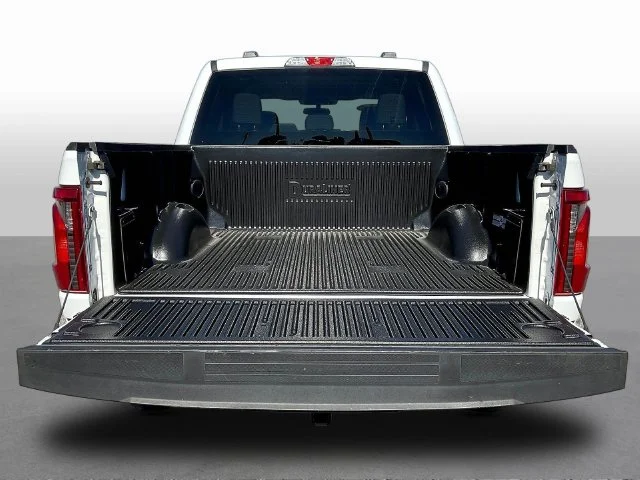 Used 2025 White Ford XLT image 9