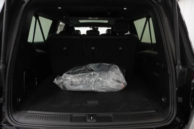 New 2026 High Gloss Black Exterior Paint Jeep Grand Wagoneer image 31