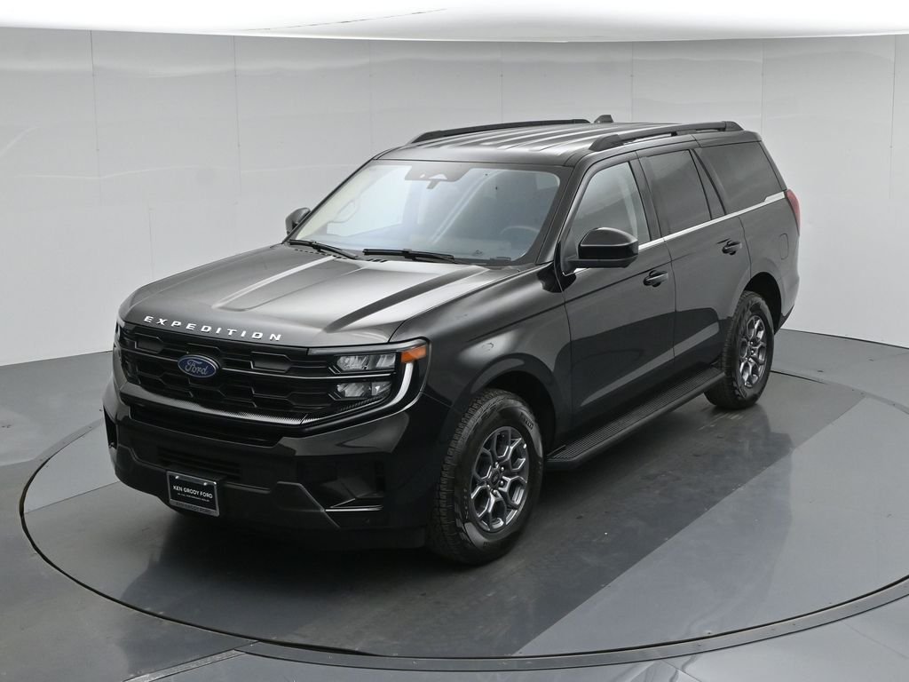 Certified Used 2025 Black Ford Active image 41