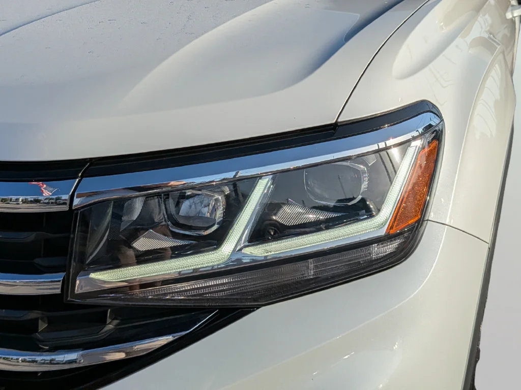 Certified Used 2023 White Volkswagen SEL image 7
