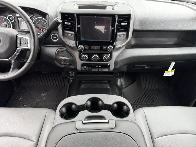 New 2027 Diamond Black Crystal Pearl-Coat Exterior Paint RAM Tradesman image 15