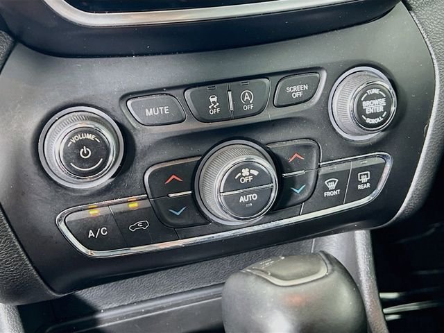 2021 Jeep Cherokee High Altitude - Photo 19