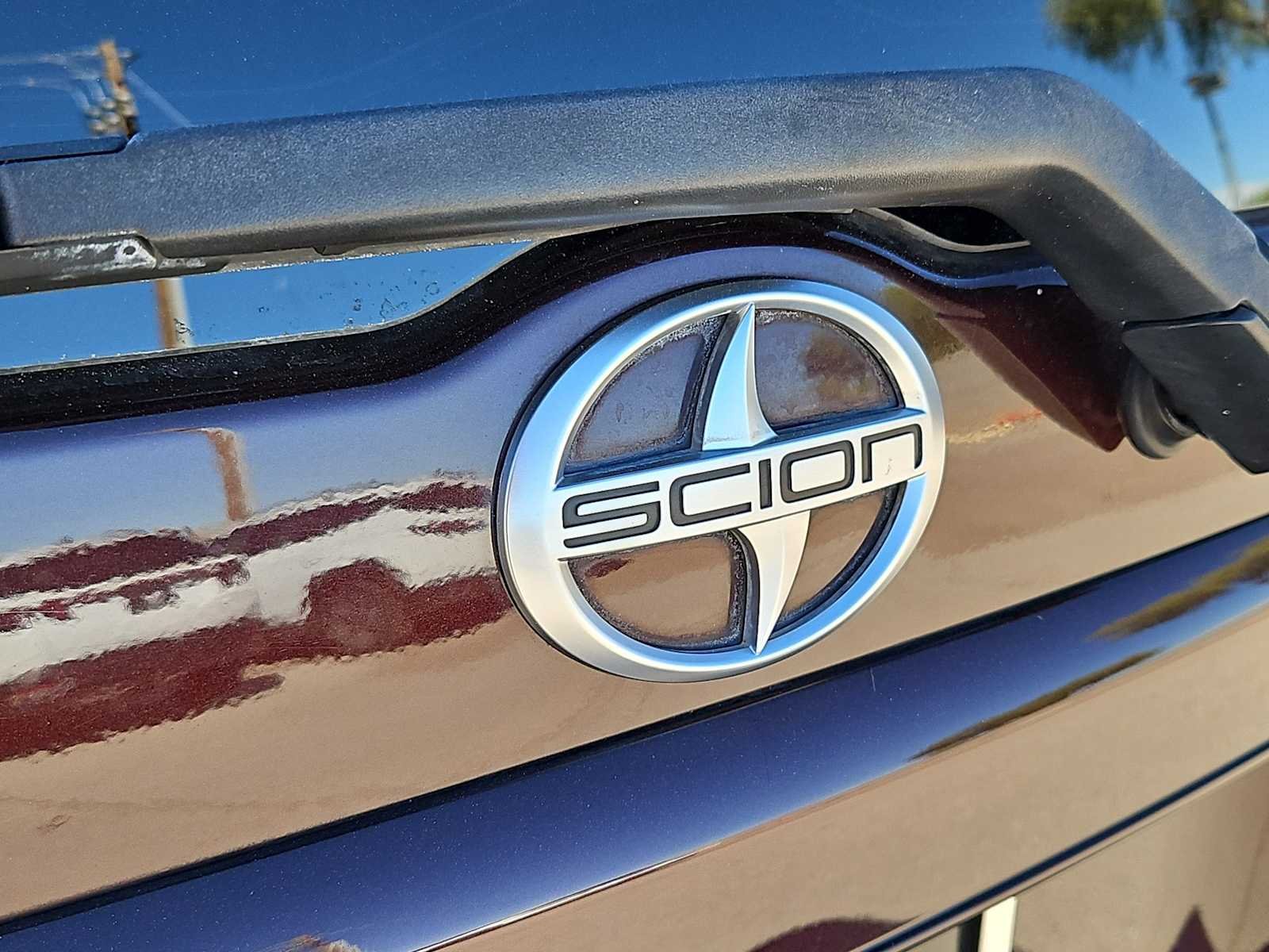 Used 2008 Blackberry Crush Metallic Scion  image 11