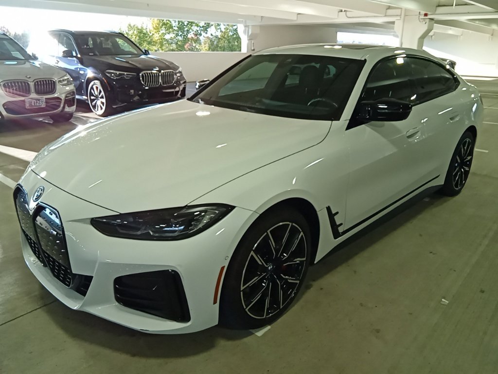 Used 2024 Alpine White BMW M50 image 1
