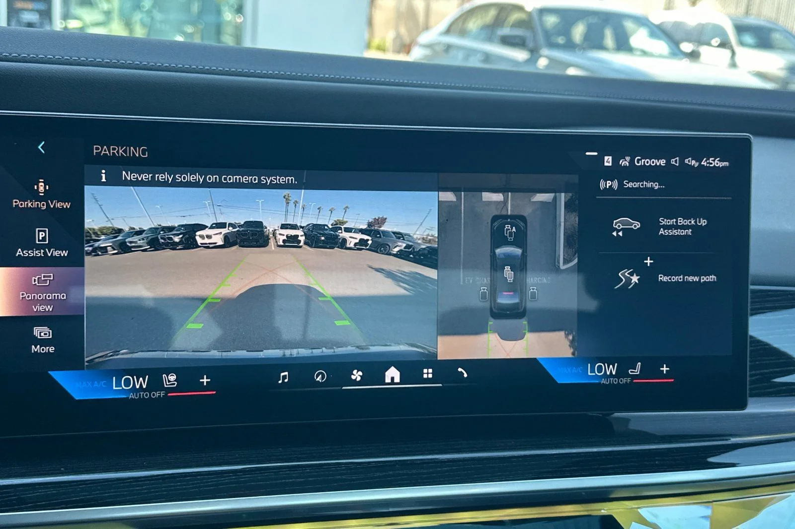 New 2026 Black Sapphire Metallic BMW xDrive60 image 16