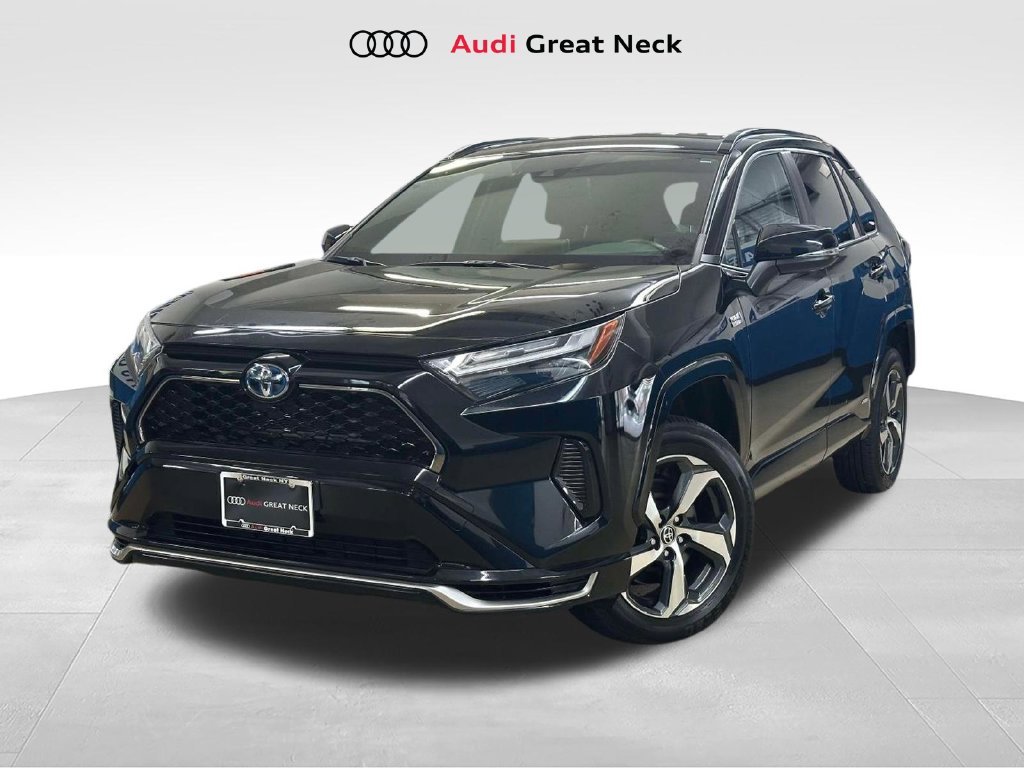 2023 Toyota RAV4 SE