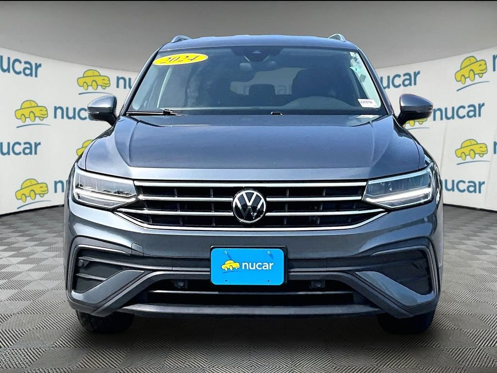 Used 2024 Gray Volkswagen 2.0T SE image 2