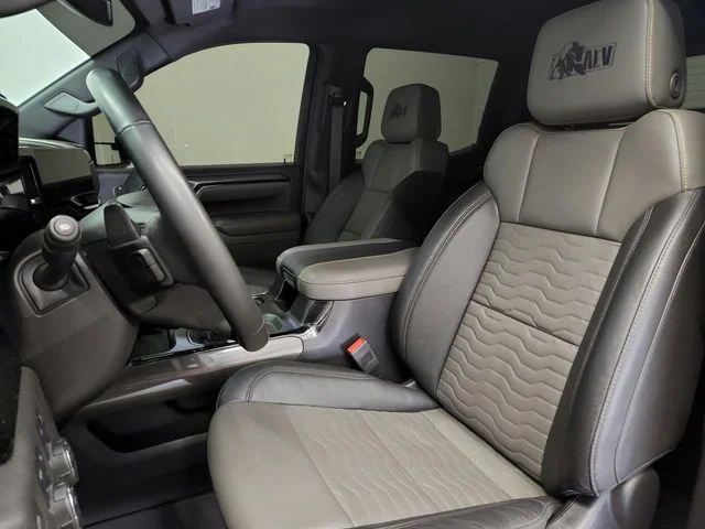 2023 Chevrolet Silverado 1500 ZR2 - Photo 18