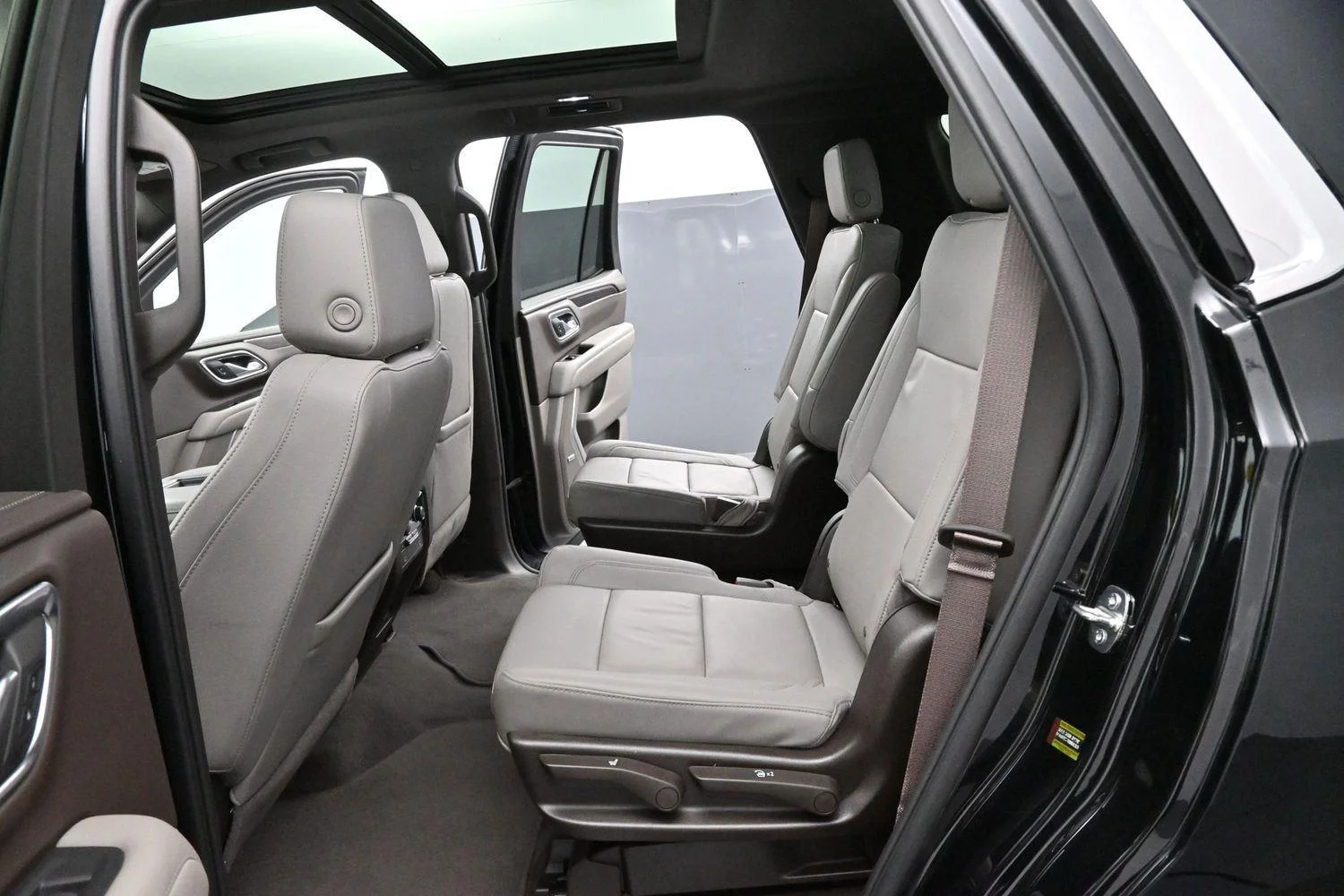 Used 2024 Black Chevrolet LT image 33