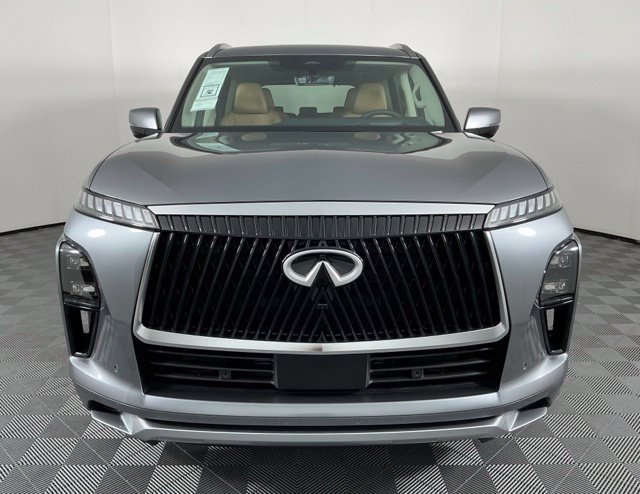 New 2027 Silver INFINITI LUXE image 2