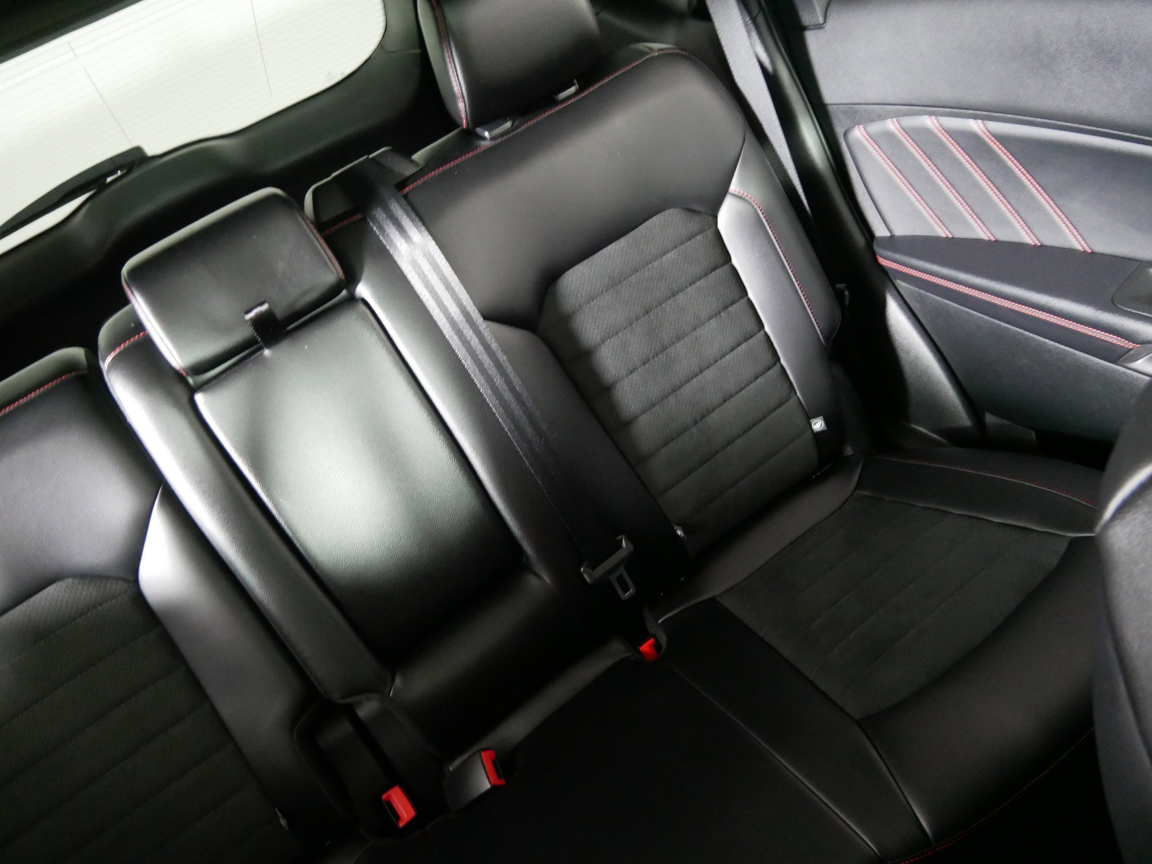 2024 Ford Edge ST-Line - Photo 14