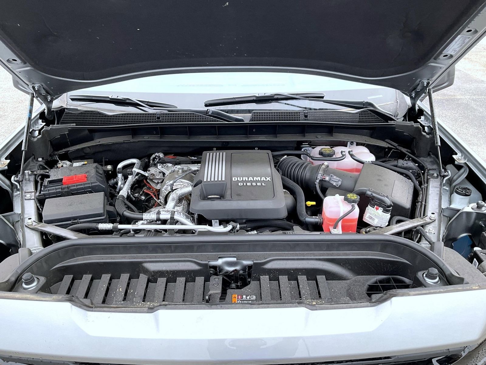 New 2026 Sterling Metallic GMC Elevation image 27