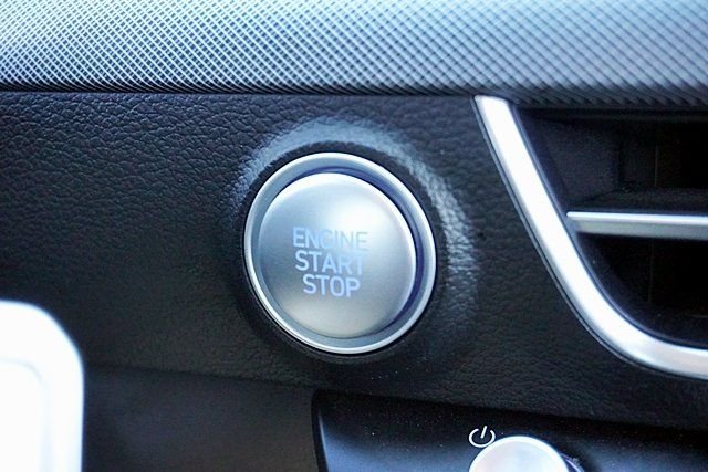 Used 2024 Silver Hyundai SEL image 27