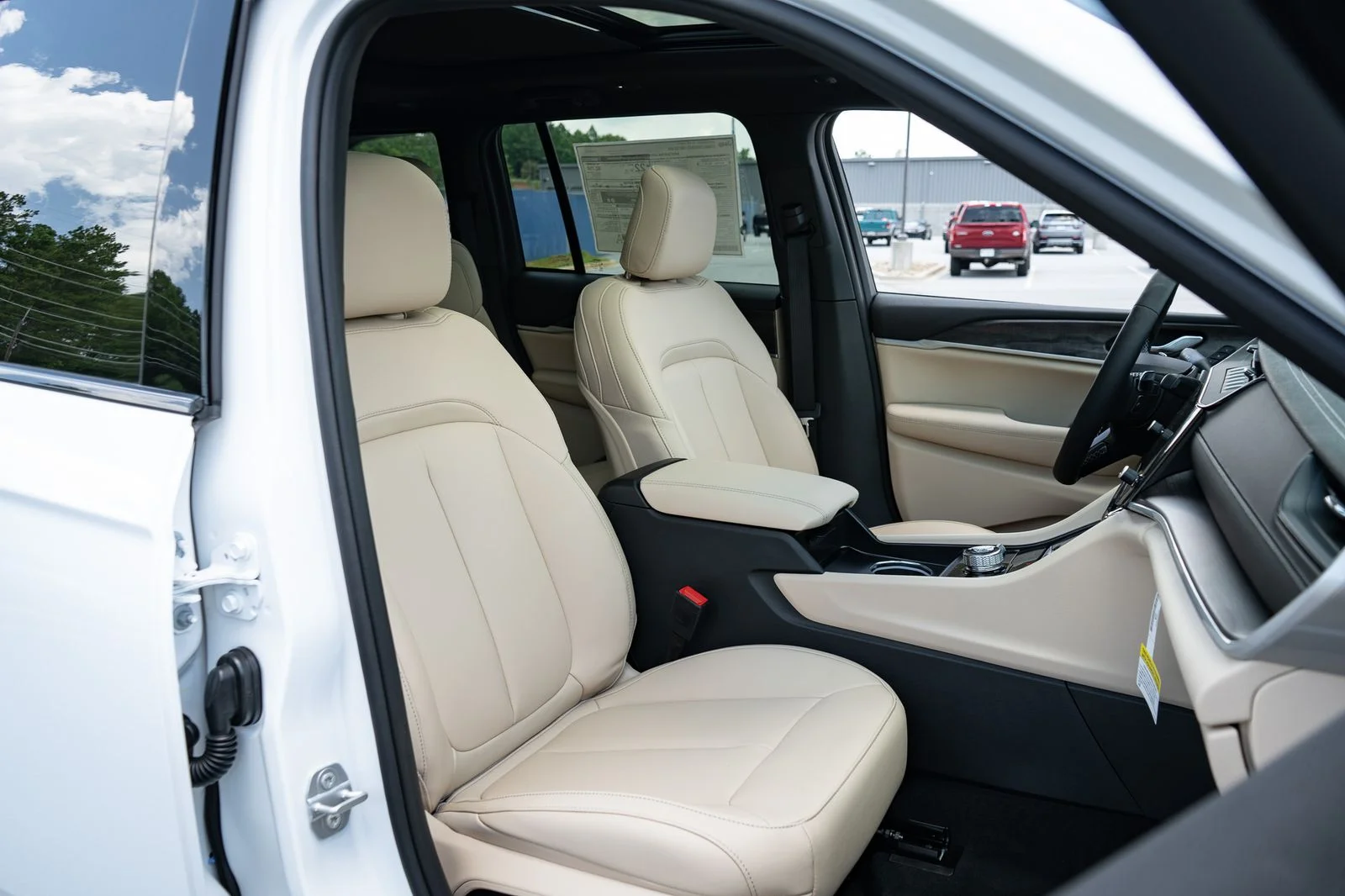 New 2026 White Jeep Limited image 23
