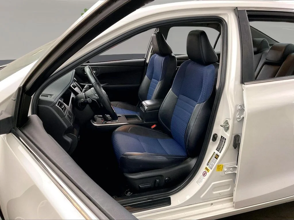 Used 2016 White Toyota Special Edition image 29