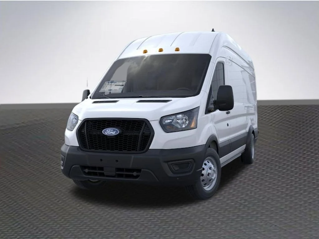 New 2026 White Ford Base image 2