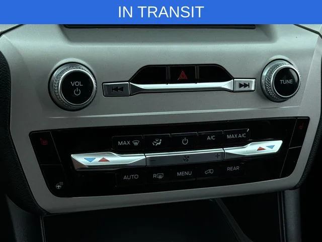 Used 2023 Blue Ford XLT image 28