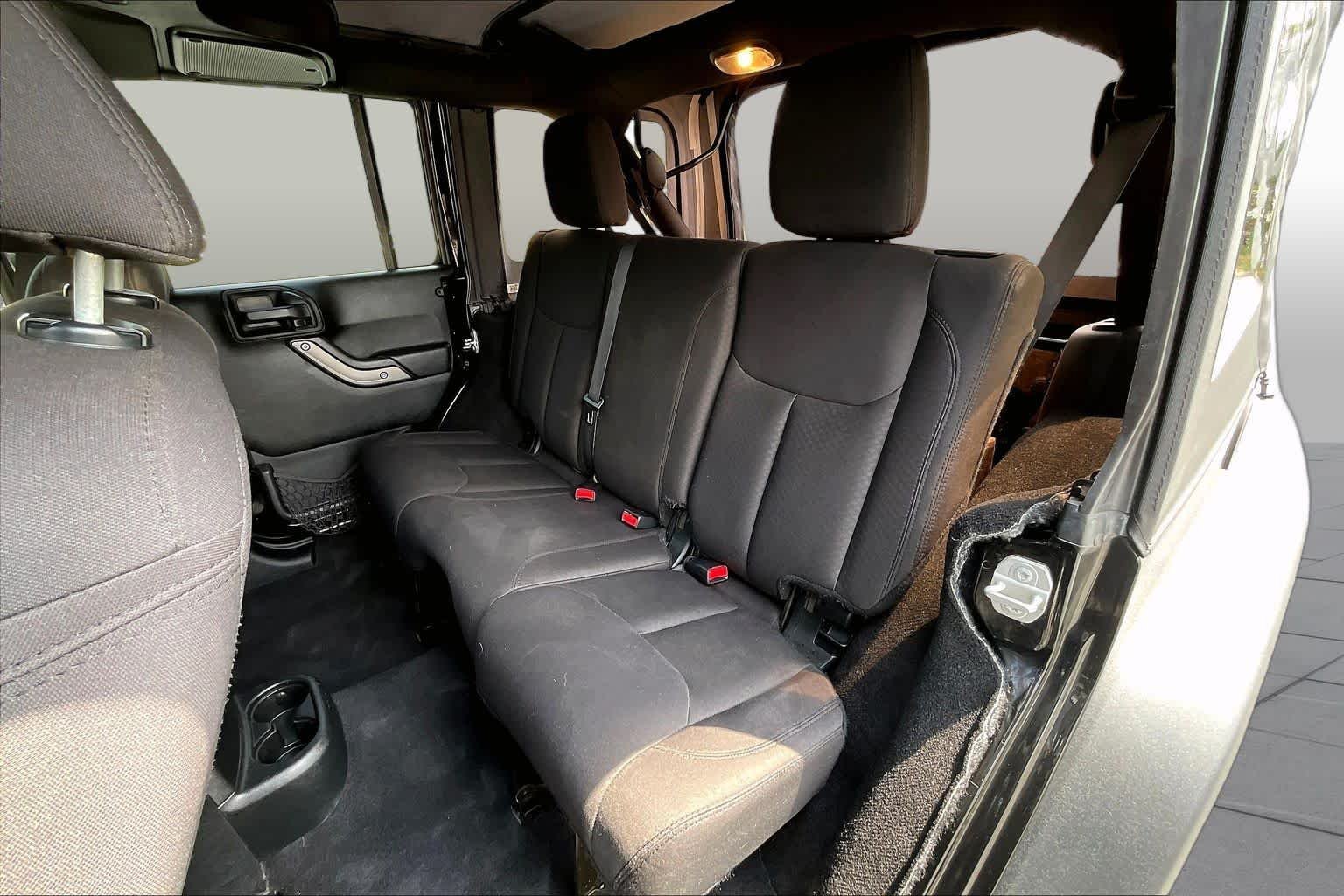 Used 2016 Black Clearcoat Jeep Sport image 21