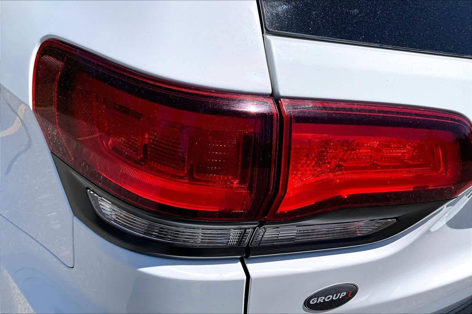Used 2019 Bright White Clearcoat Jeep High Altitude image 28