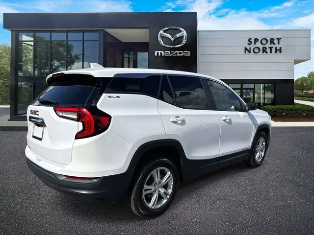 2024 GMC Terrain SLE - Photo 3