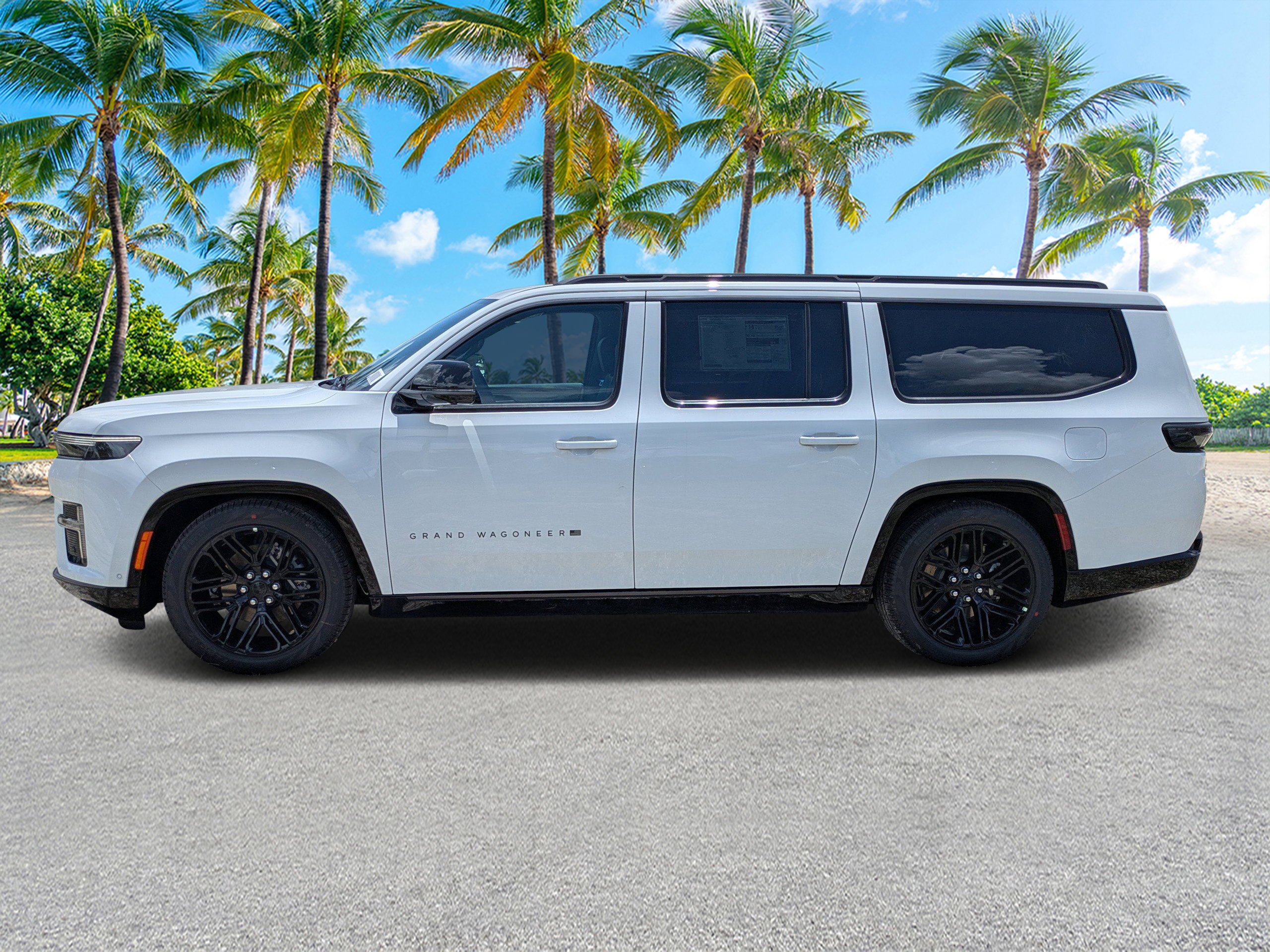 New 2026 Bright White Clear-Coat Exterior Paint Jeep Limited Reserve image 6