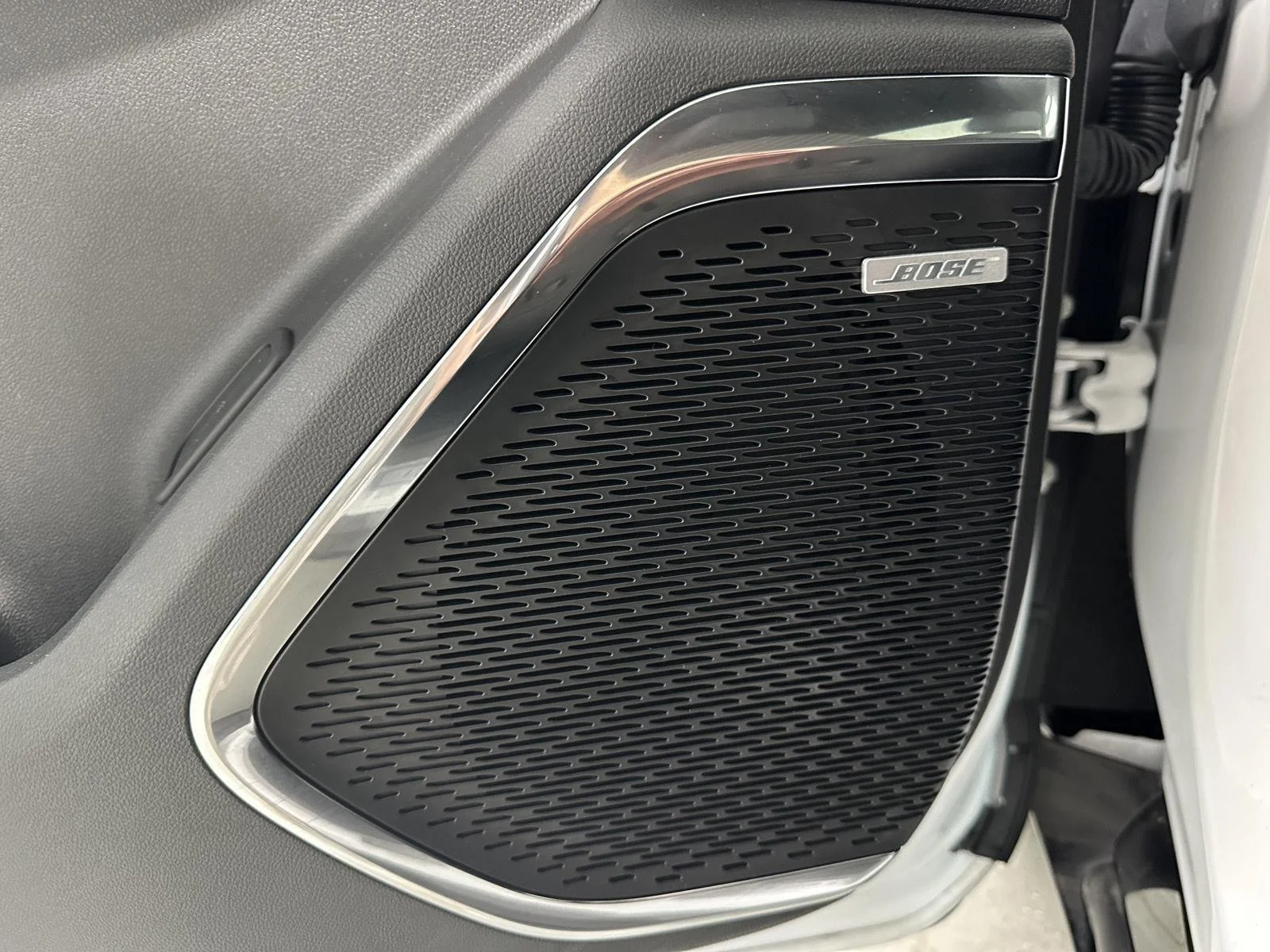 Used 2026 Summit White GMC Denali image 21