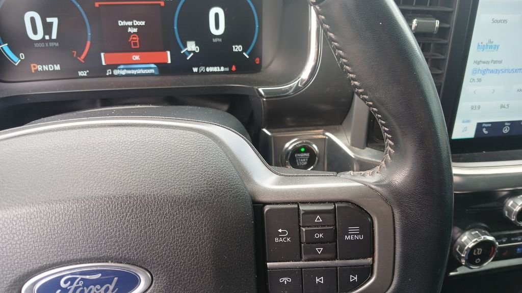 Used 2021 White Ford Lariat image 10