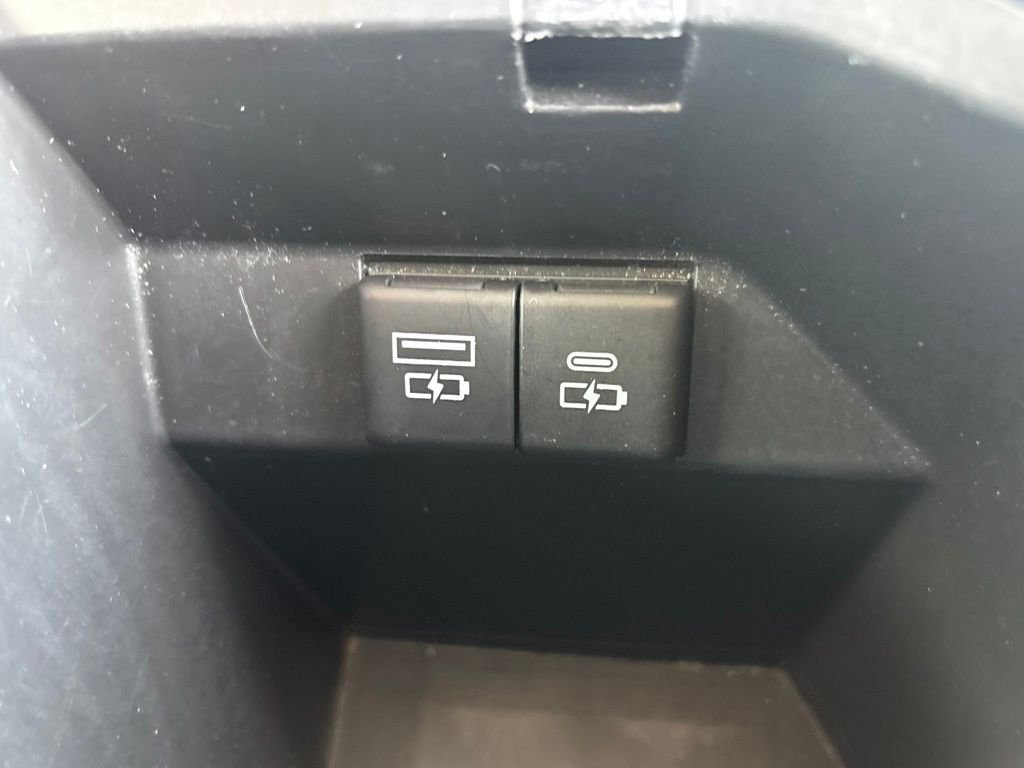 Used 2023 Ice Toyota SE image 31