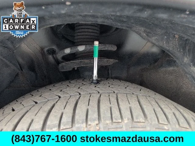 Used 2025 Silver Mitsubishi SE image 31
