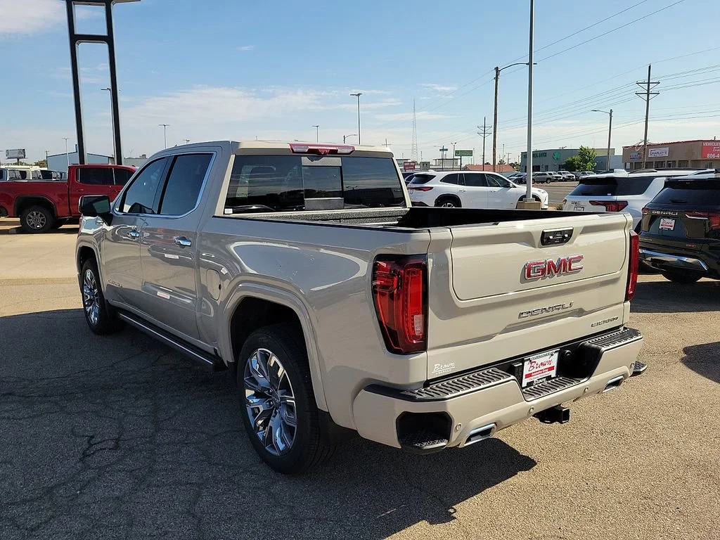 2026 GMC Sierra 1500 Denali - Photo 7