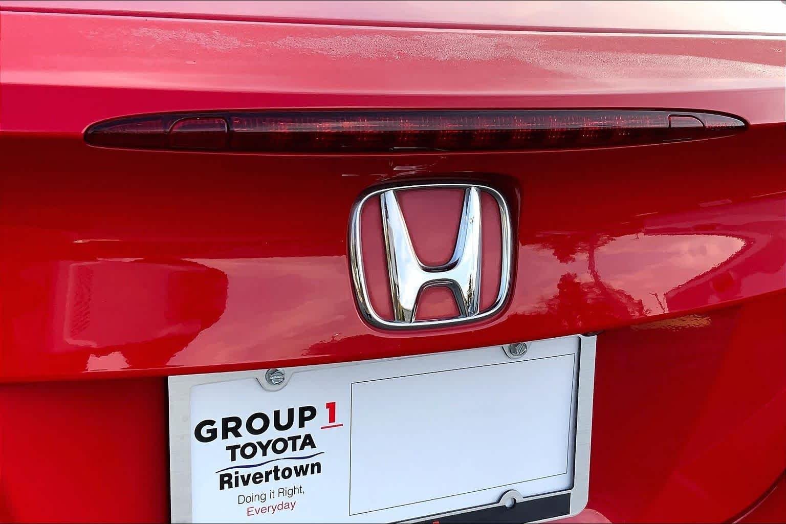 Used 2013 Rallye Red Honda EX image 9